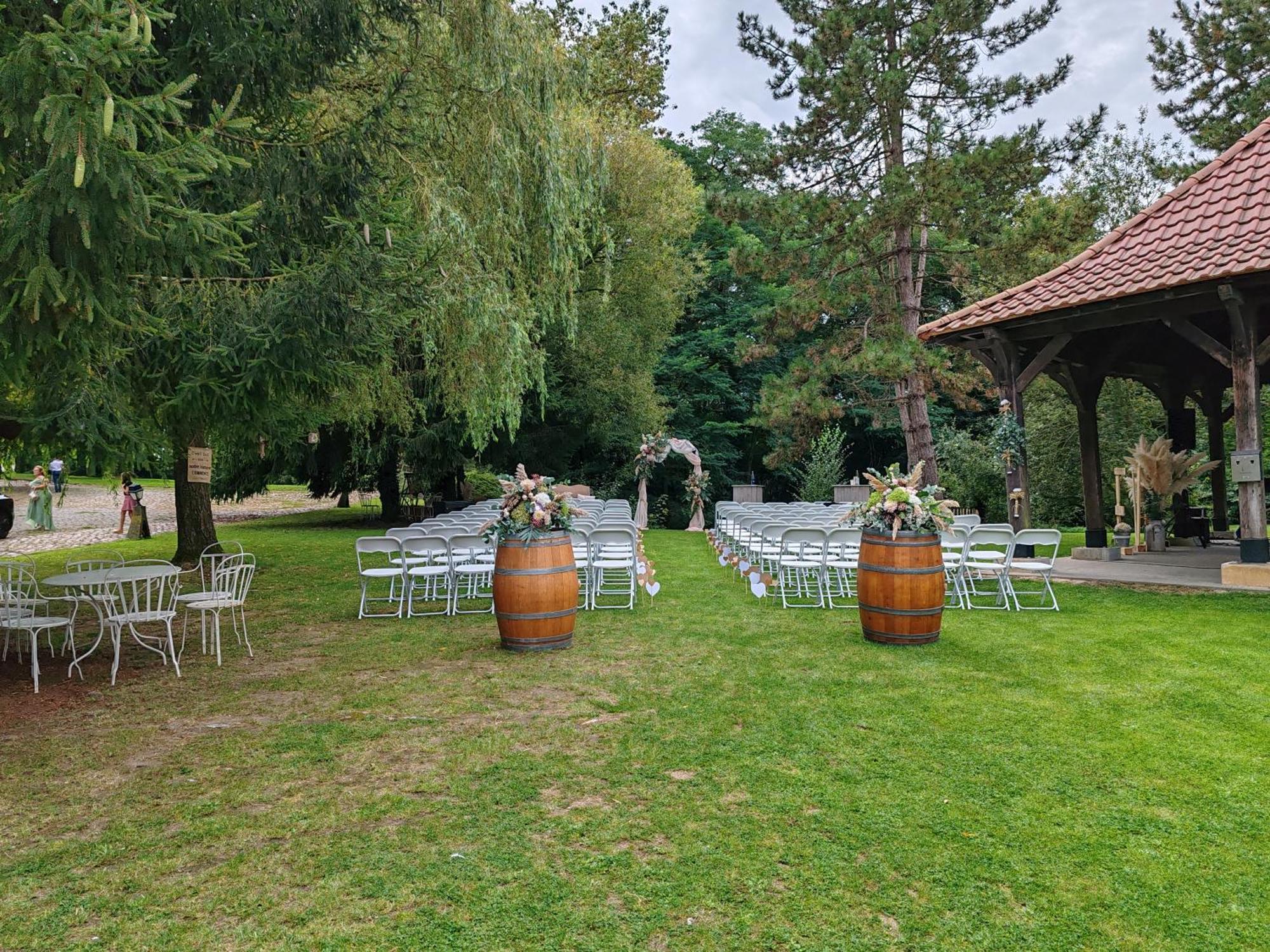 Logis-Hotel-Restaurant La Gentilhommiere Artres Exteriér fotografie