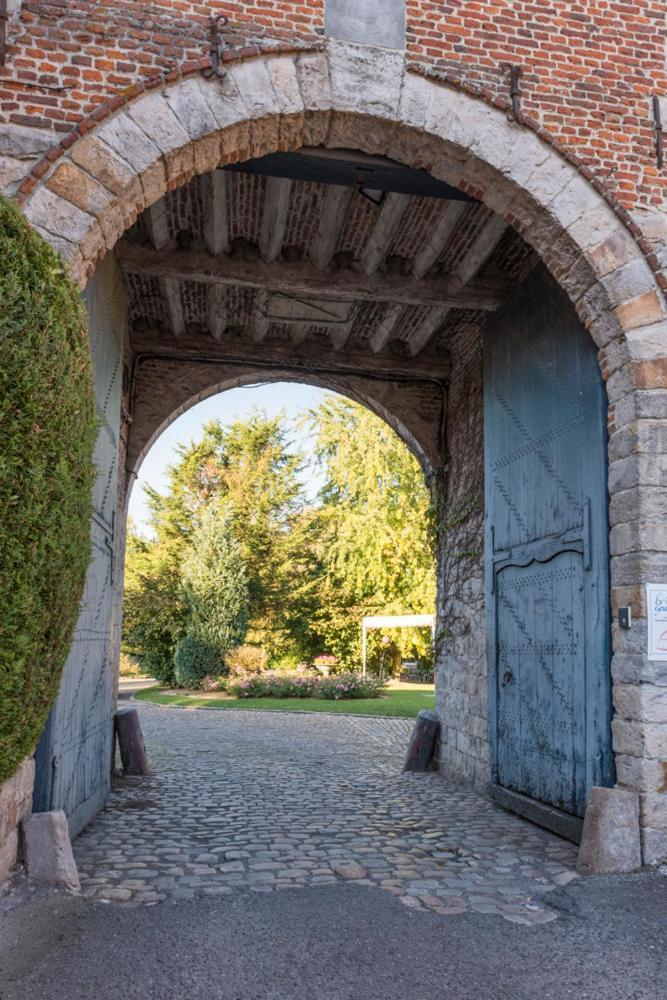 Logis-Hotel-Restaurant La Gentilhommiere Artres Exteriér fotografie