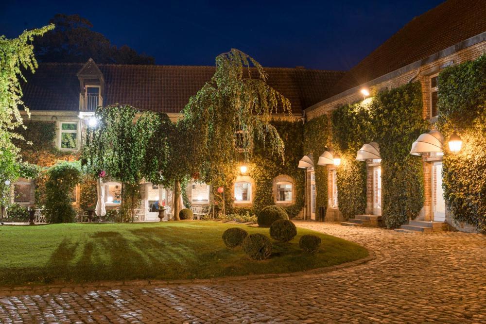 Logis-Hotel-Restaurant La Gentilhommiere Artres Exteriér fotografie